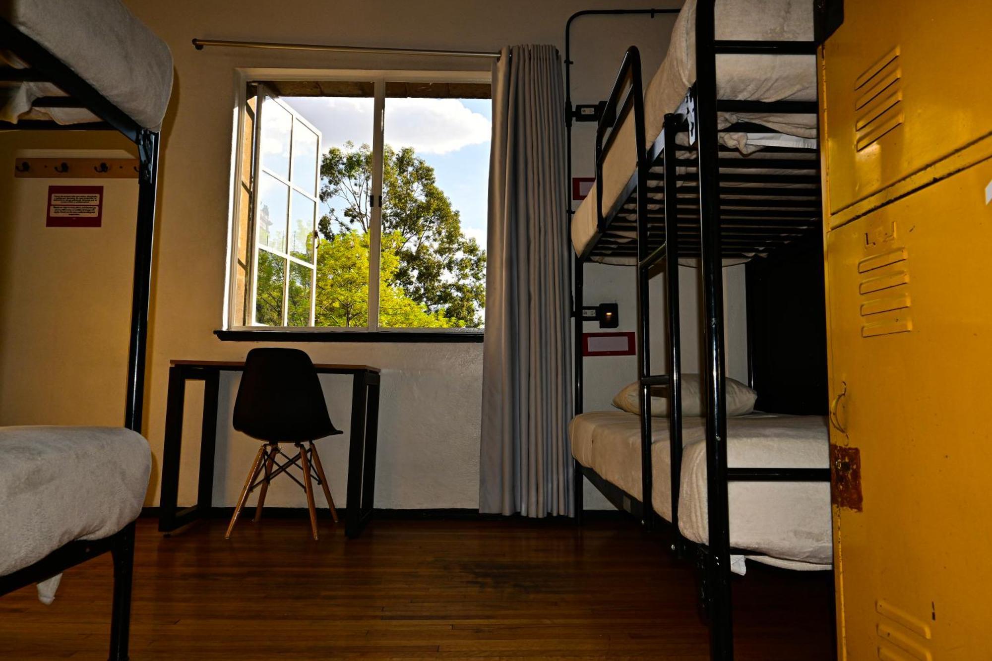 Hostel Mundo Joven Catedral México DF Exterior foto